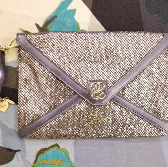 Guess Clutch Wristlet - Picture 3 of 12